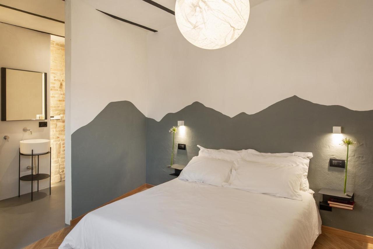 Ognissanti Guesthouse & Suites 페르모 외부 사진