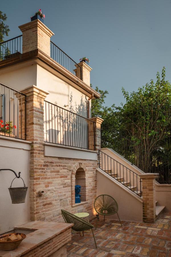 Ognissanti Guesthouse & Suites 페르모 외부 사진
