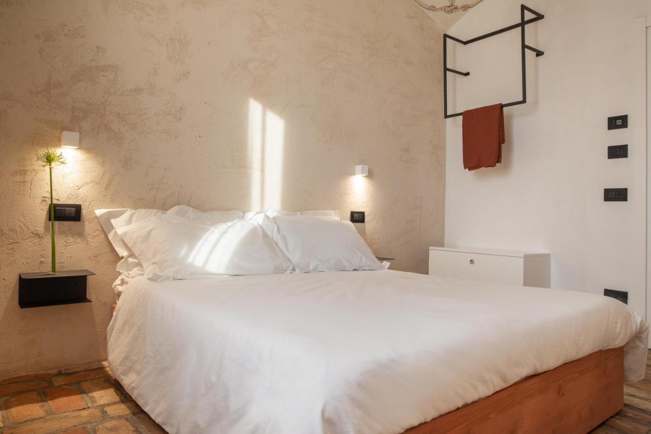 Ognissanti Guesthouse & Suites 페르모 외부 사진