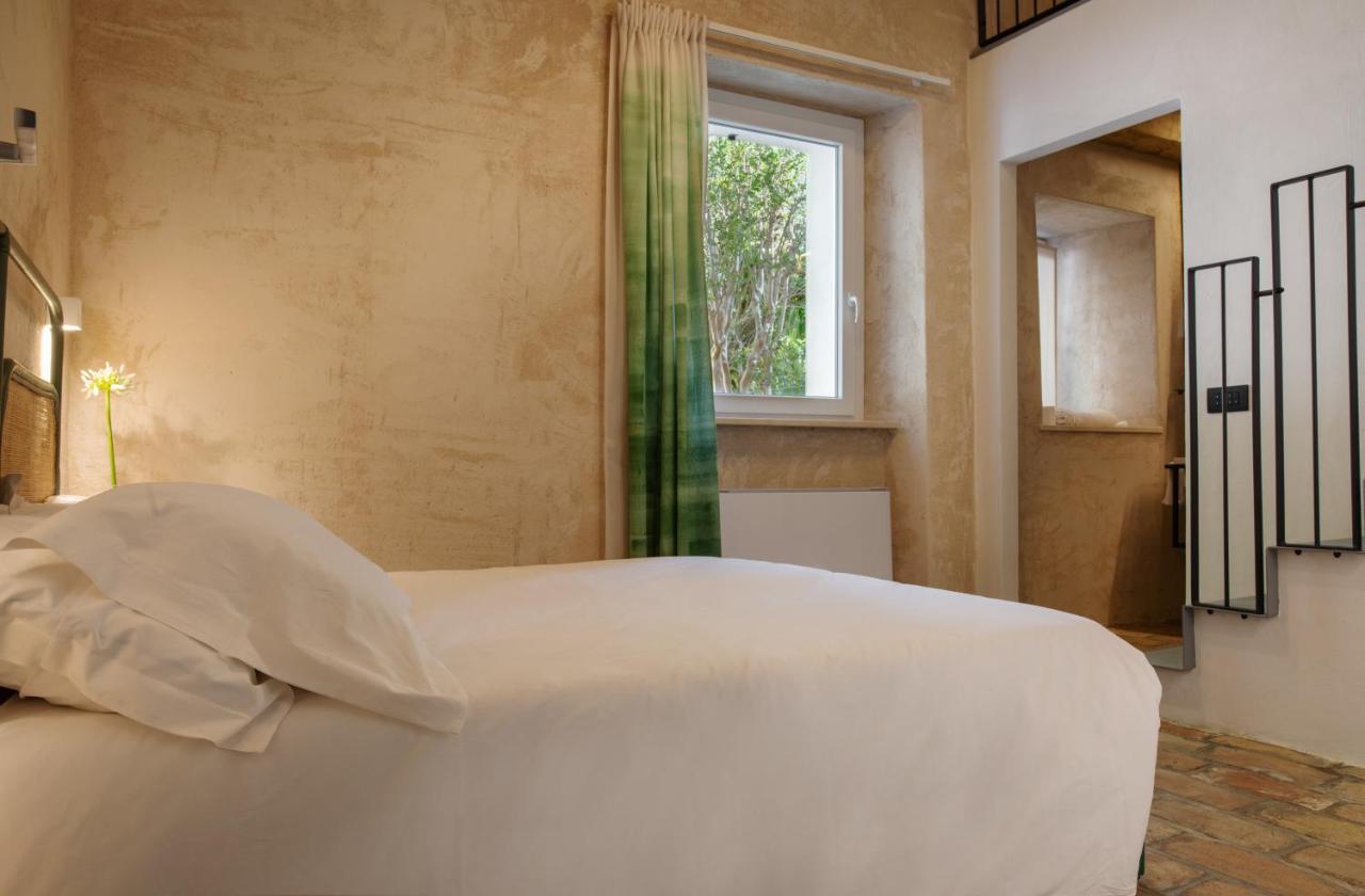Ognissanti Guesthouse & Suites 페르모 외부 사진