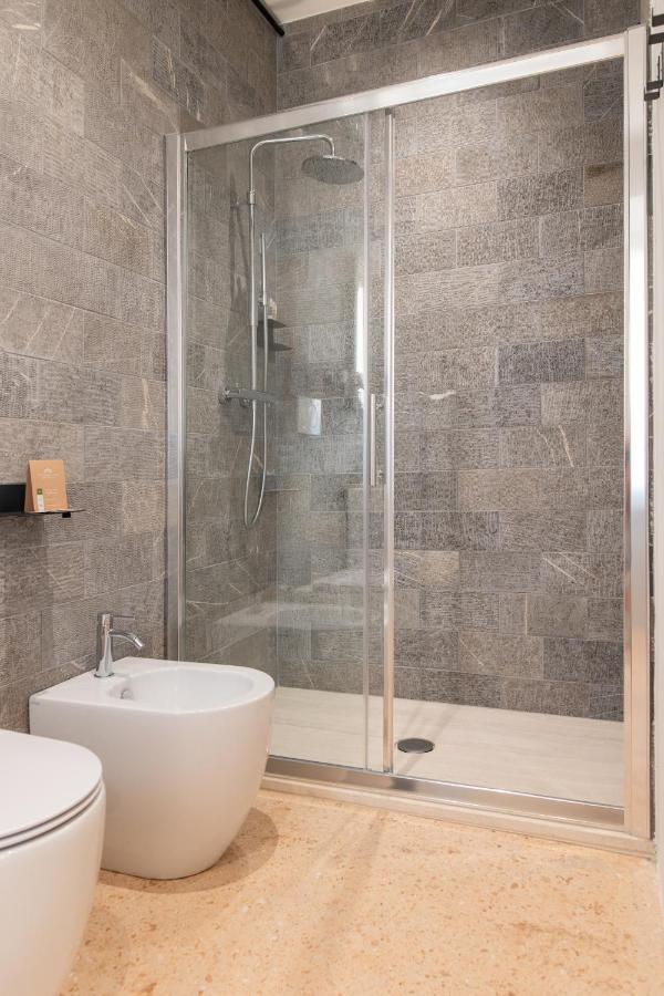 Ognissanti Guesthouse & Suites 페르모 외부 사진